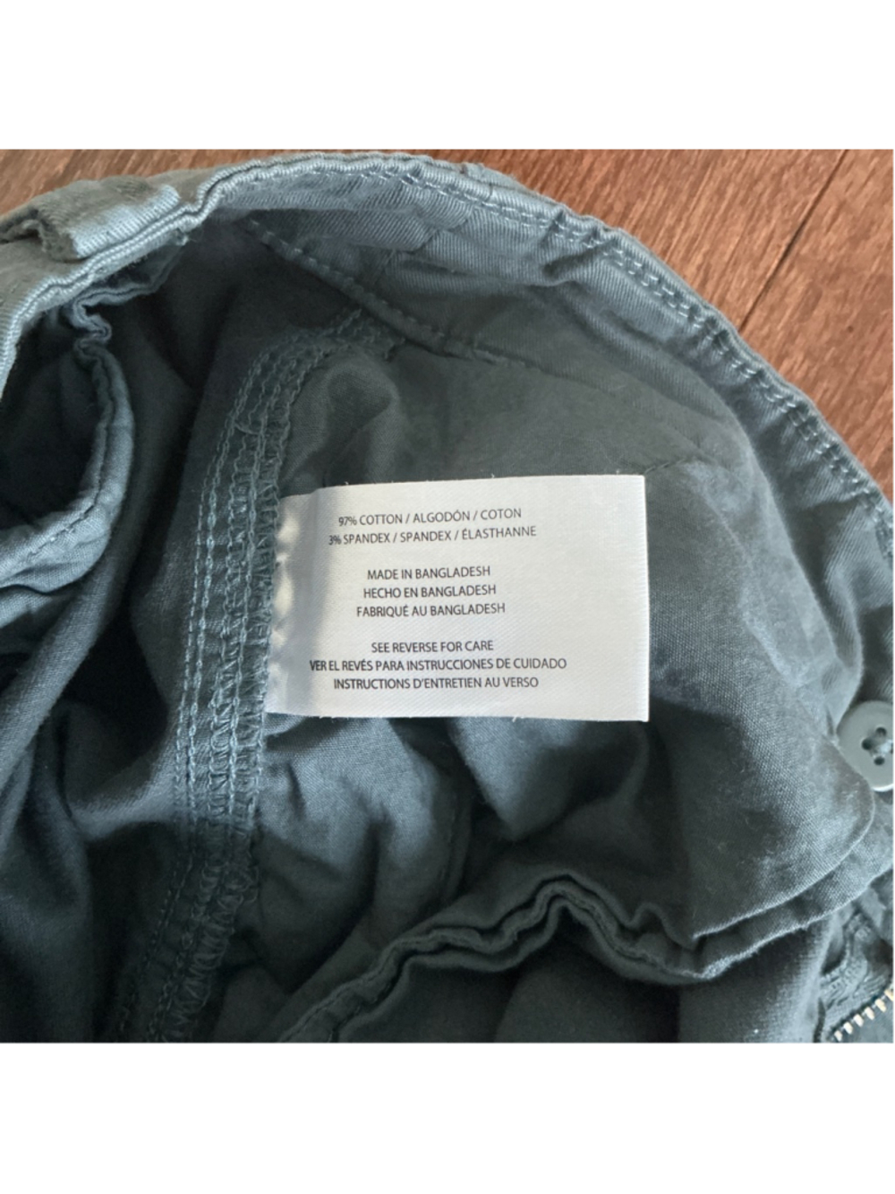 Women's GAP Trousers Size 4 25” inseam - Picture 8 of 8